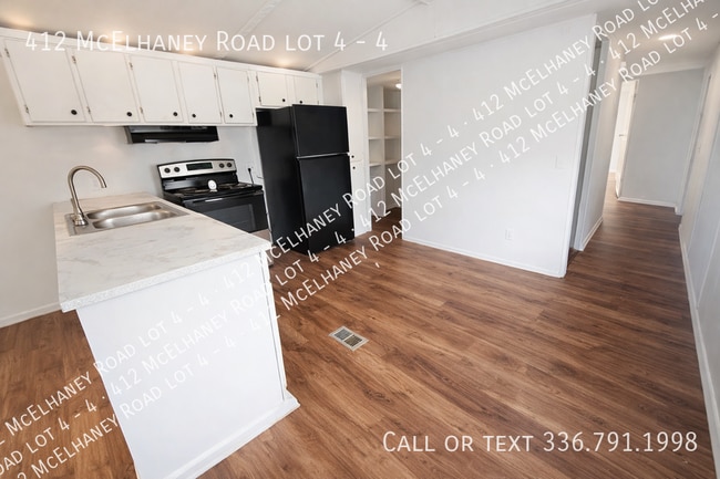 Photo - 412 McElhaney Rd