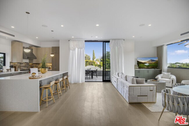 Photo - 10563 Ashton Ave