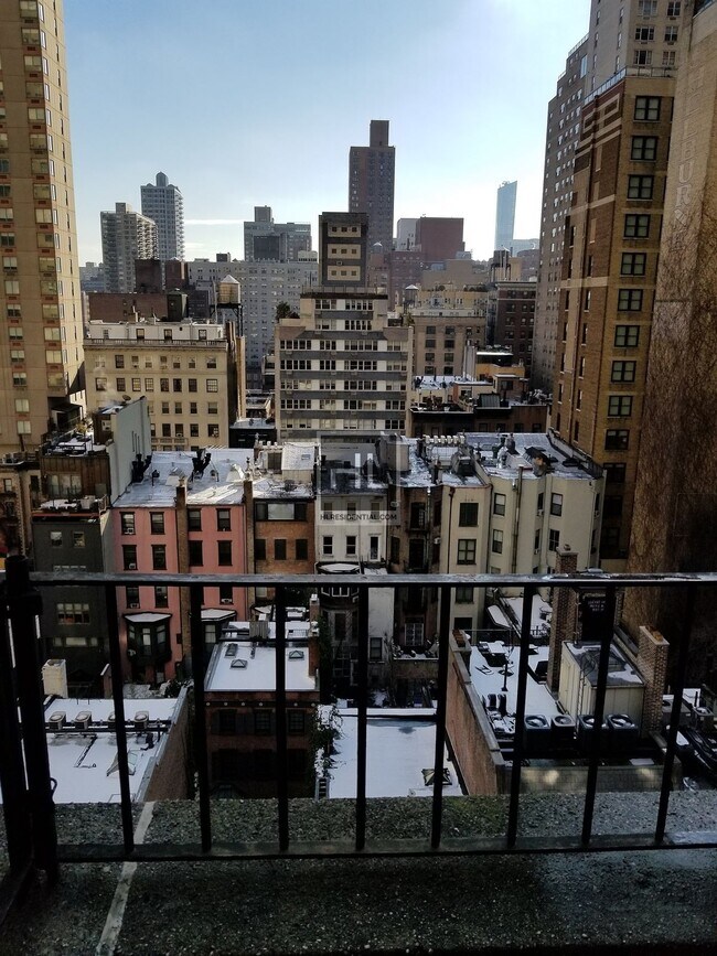 Photo - EAST 38 STREET Unit 1A