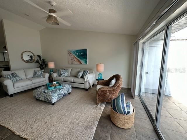 6527 Hamlet Dr Unit 26-A