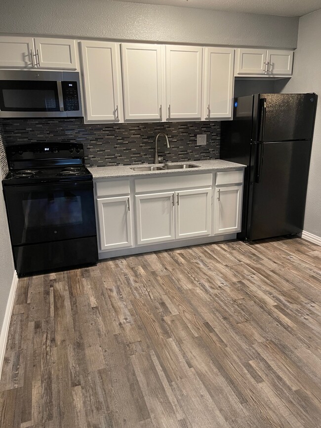 Building Photo - The Texan