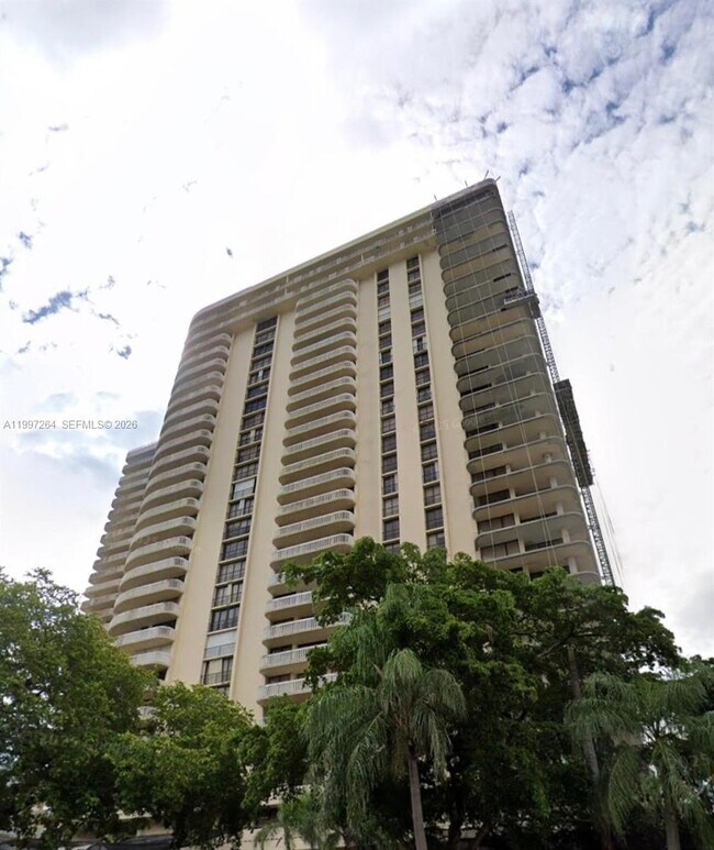 19355 Turnberry Way Unit 16L