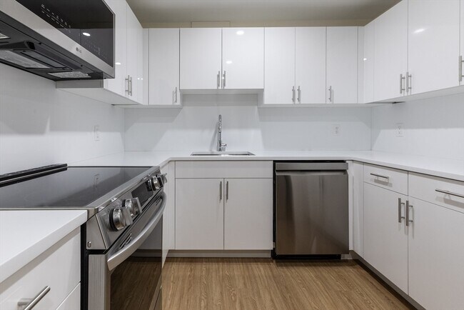 Photo - 109-111 Tremont St Unit 111