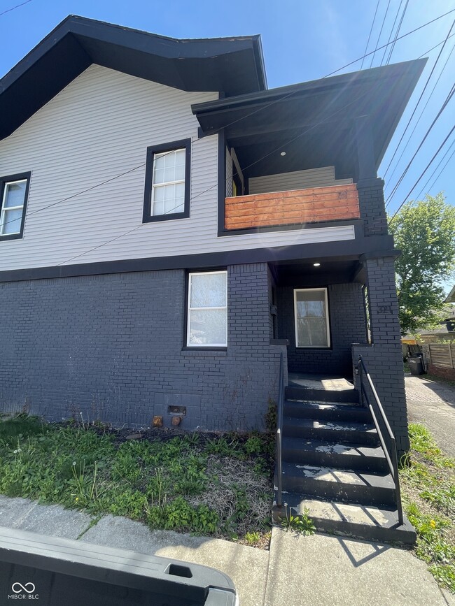 Building Photo - 321 E 31st St