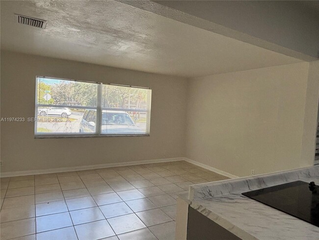 Photo - 543 SW 61st Terrace Unit 1