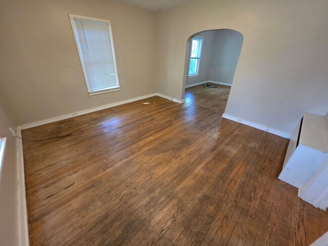 Building Photo - 712 McDonough St Unit 712 Mc Rental