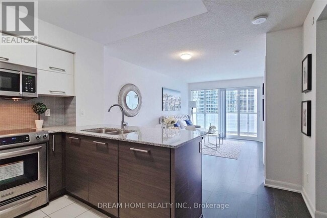 Photo - 5162 Yonge St Unit 811
