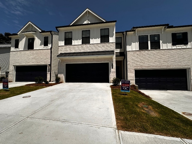 Photo - 1002 The Ln NE Townhome