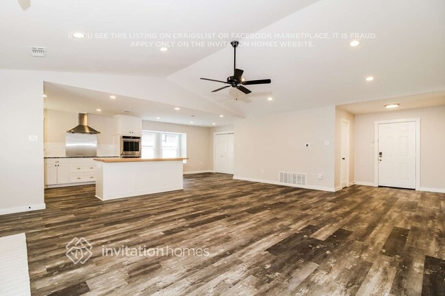 Photo - 8213 Mark Ln