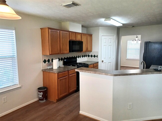 Photo - 13414 Beechglen Ln