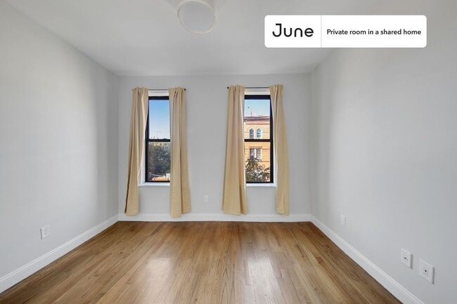 Photo - Room in Shared 4 bed/1 bath home Unit A