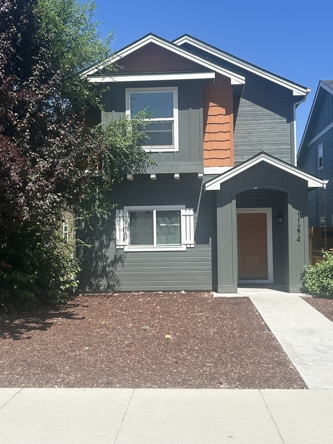 Building Photo - 11274 Race St Rental