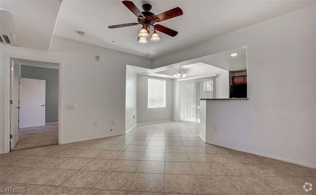 Building Photo - 6868 Sky Pointe Dr Unit 1030 Rental
