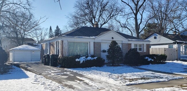 Photo - 2049 Magnolia Rd