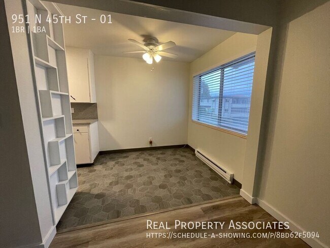 Photo - 951 N 45th St Unidad 01
