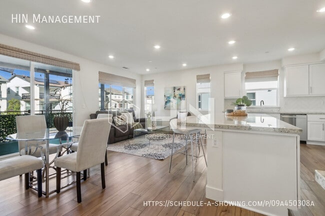 Photo - 9704 Seawind Wy