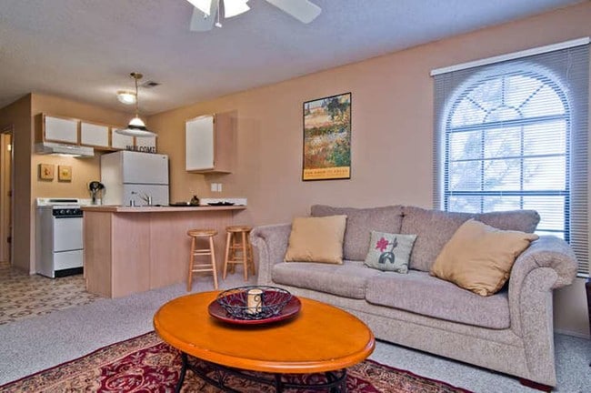 Photo - College Station Apartments