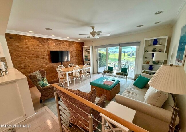 68 Linden Ct