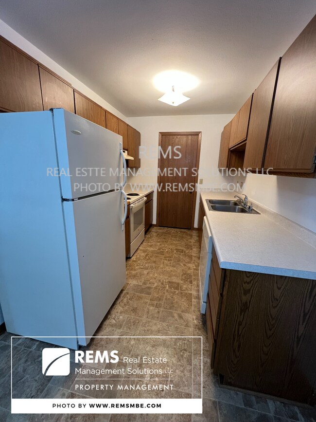 Photo - 544 E Slifer St Unit 13