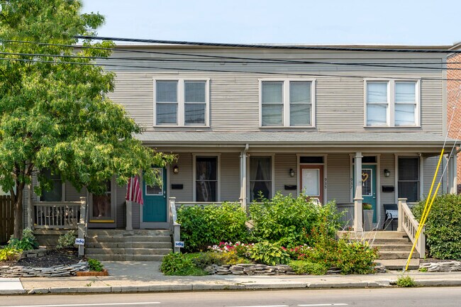 Photo - 933 N 4th St