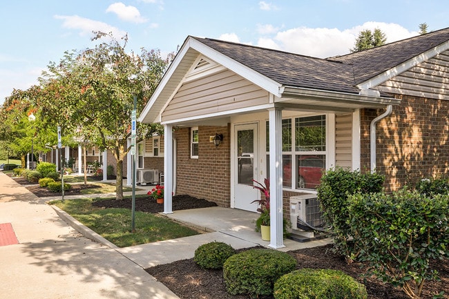 Photo - Schoenbrunn Greene