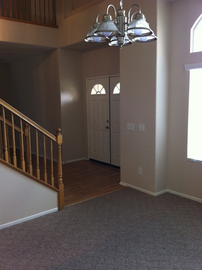 Photo - Beautiful 4 bedroom home in Eagle Ranch!
