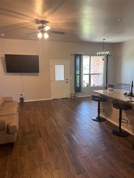 Photo - 2209 E Grassland Ln