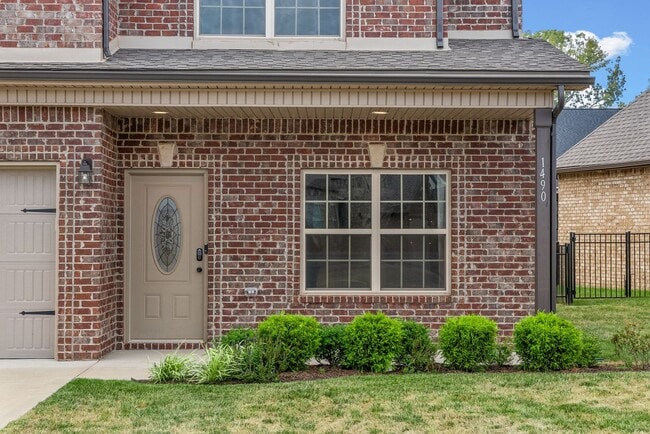Photo - Pet Friendly Four Bedroom with Bonus!