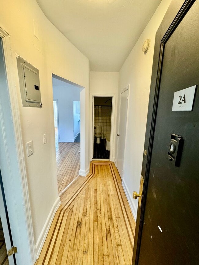 Photo - 2423 Cambreleng Ave Unidad 2A