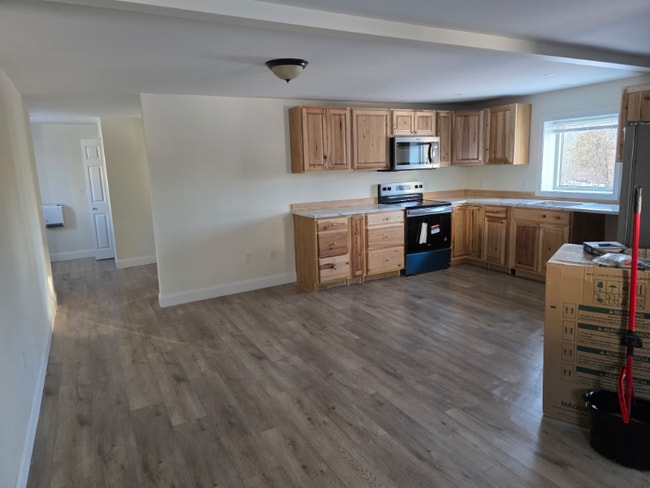 Photo - 19 Hill Ave Unit A