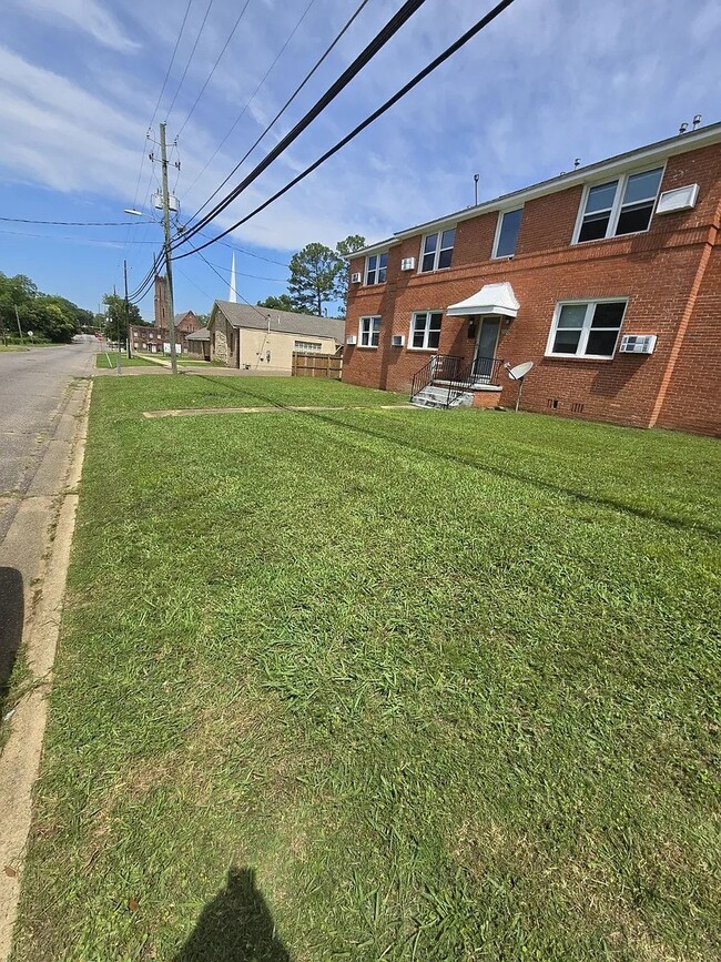 Photo - 133 E Edgemont Ave