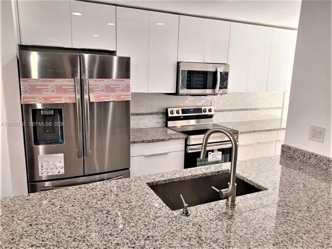 Photo - 843 NW 81st Ave