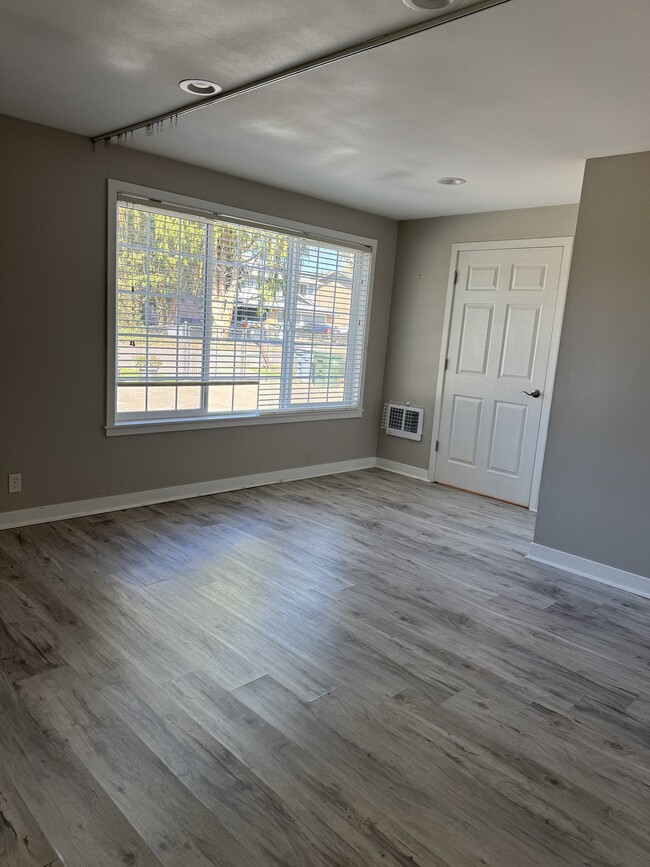 Photo - 10302 141st St Ct E