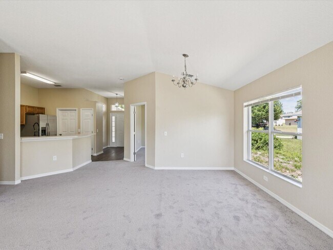 Photo - Don't Miss This Move-in Ready 4/2/2