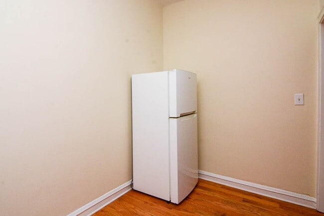 Photo - 544 W Wellington Ave Unit 300