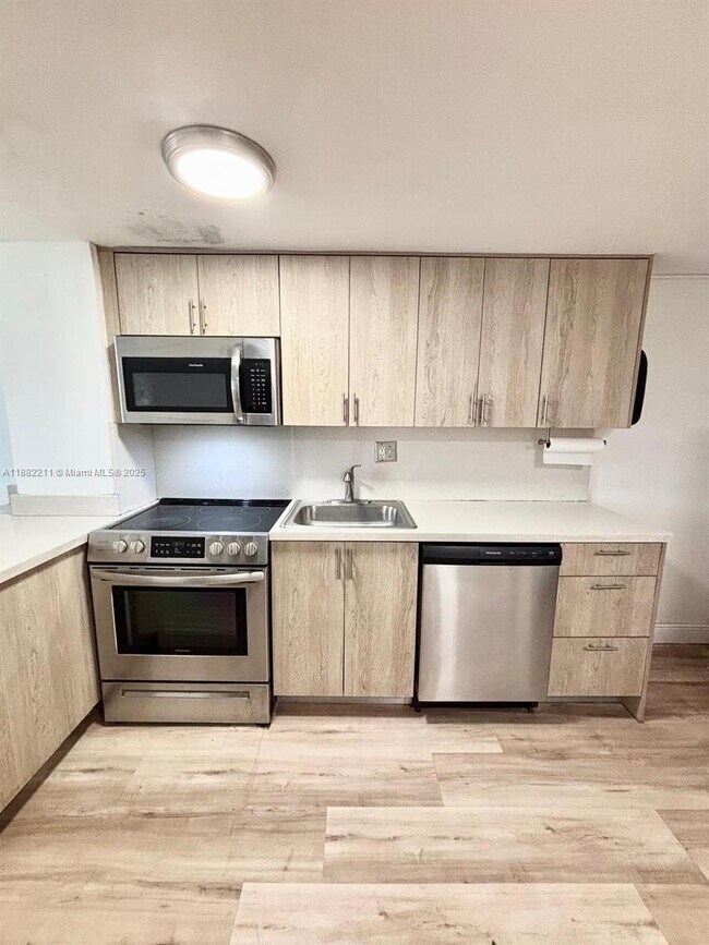 Photo - 801 Brickell Bay Dr Unit 1066