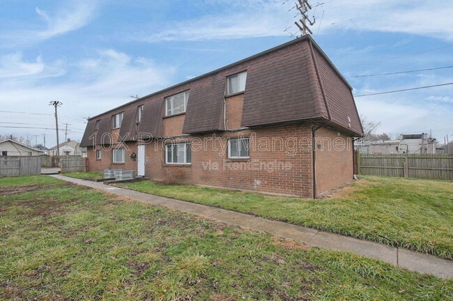 Photo - 2872 Howey Rd Unit D