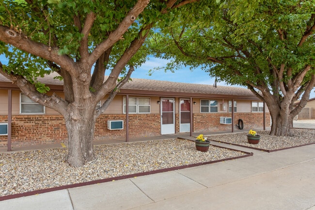 Cottonwood Apartments