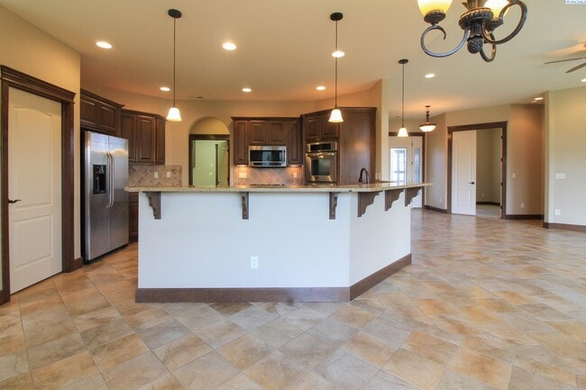 Photo - 3 Bed/2.5 Bath Large Horn Rapids Home