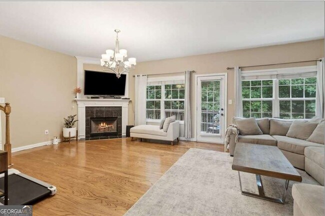 Photo - 1601 Signal Flag Way