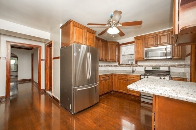 Building Photo - 4305 W Wrightwood Ave Unit 2
