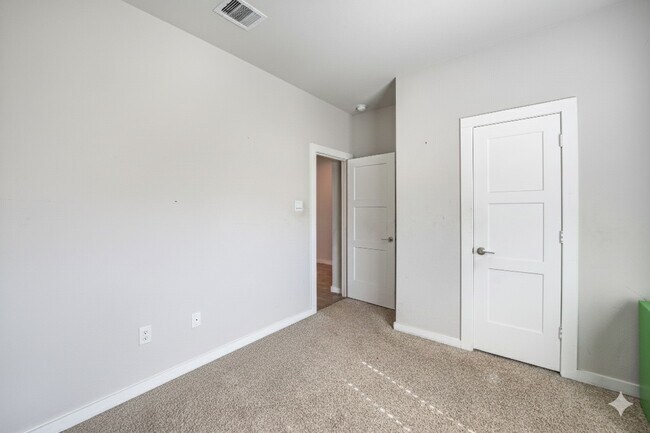 Photo - 12107 Bear River Dr