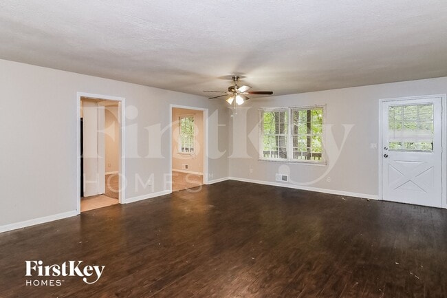 211 Burnie Rd