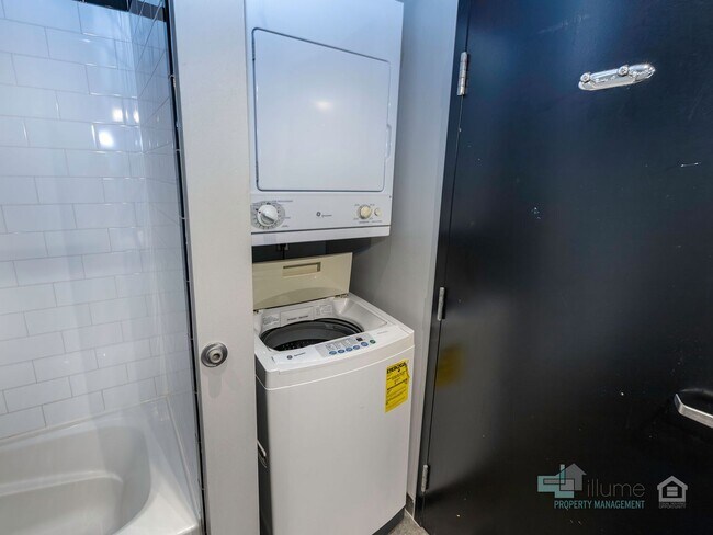 Photo - Beautiful Studio Condo in Portland!