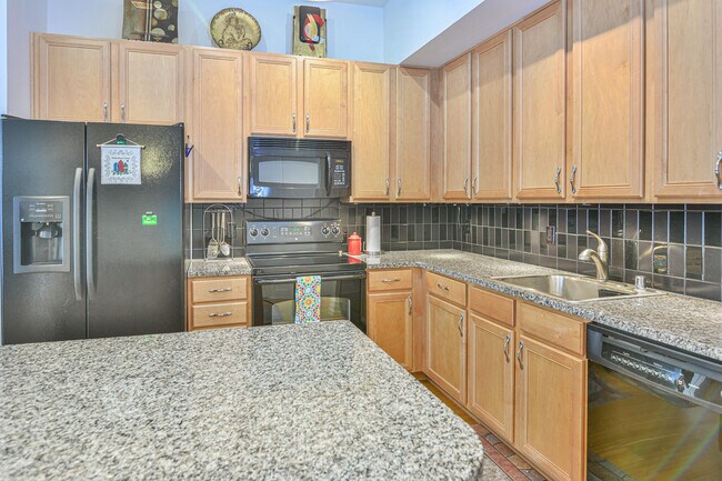 Photo - 535 S Upper St Unit 402