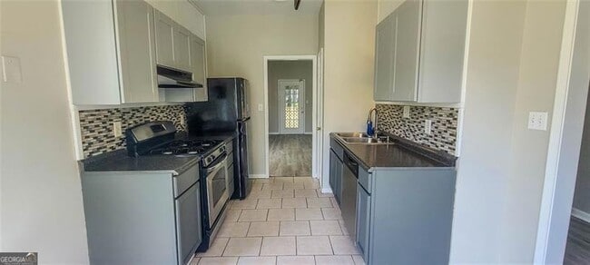 Photo - 2120 Fairways Ct