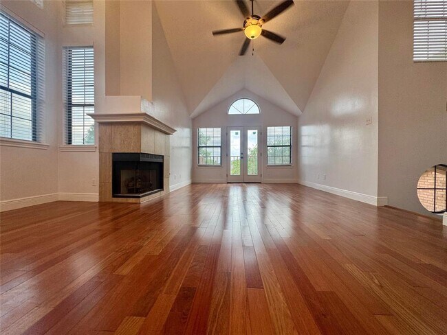 Photo - 6608 Mesa Hollow Dr