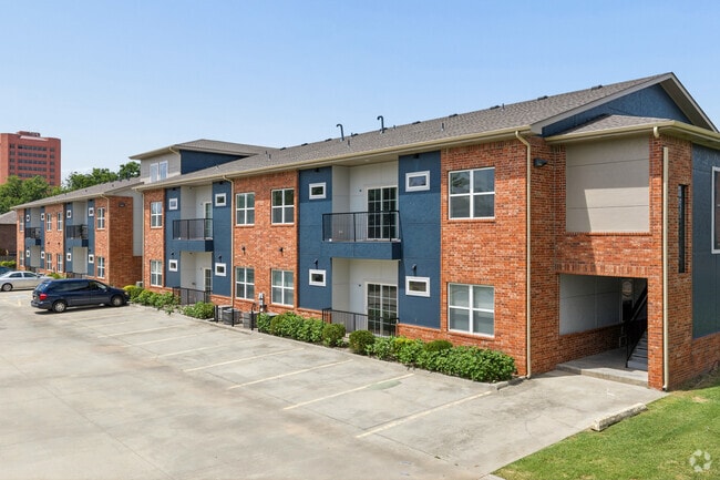 715 Monnett
