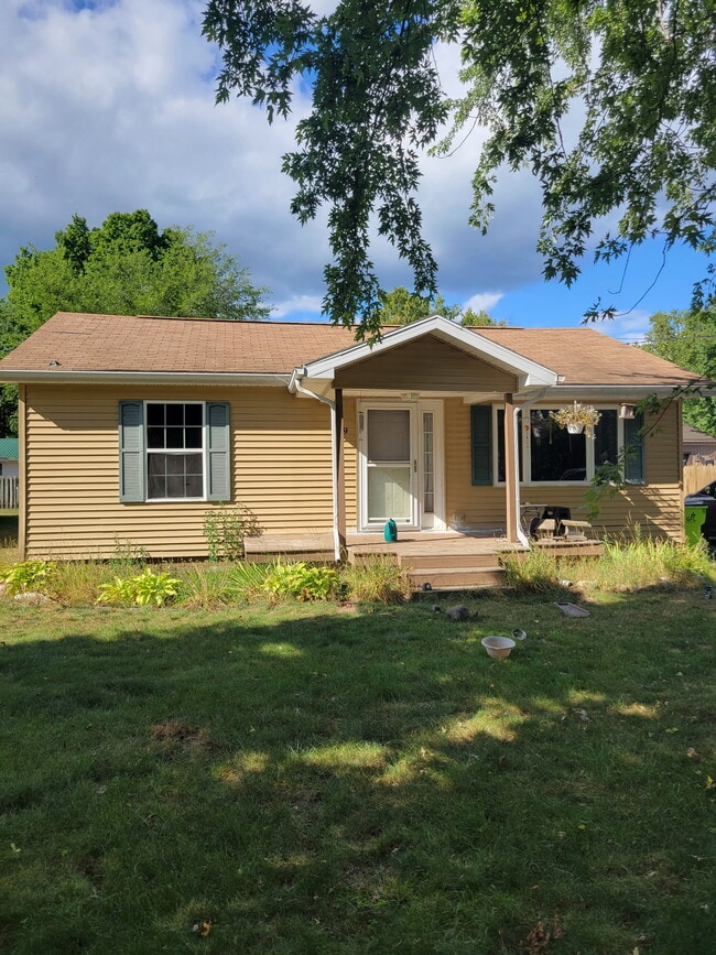 Building Photo - 609 Orchard Ave Rental