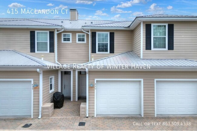 Luxury Townhome in Lakefront Community - Luxury Townhome in Lakefront Community